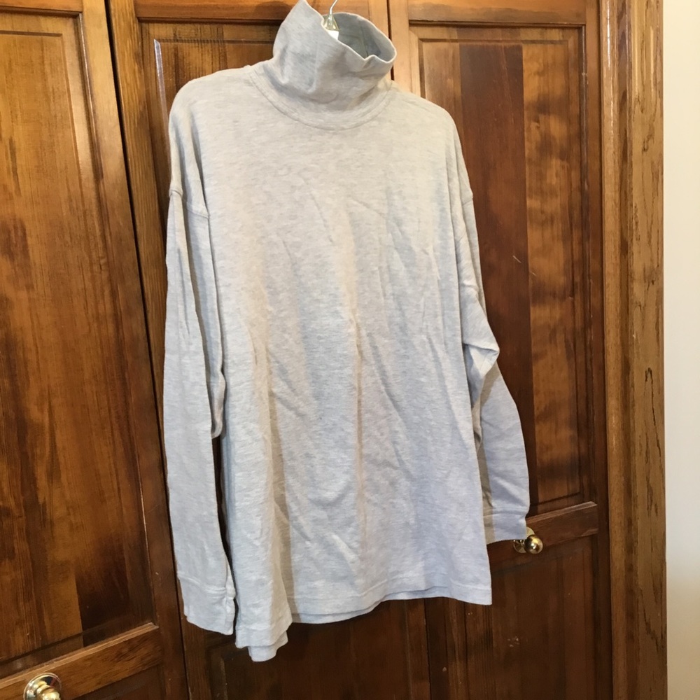 FINAL PRICE -Bass long sleeve shirt, turtleneck, size XL, cotton